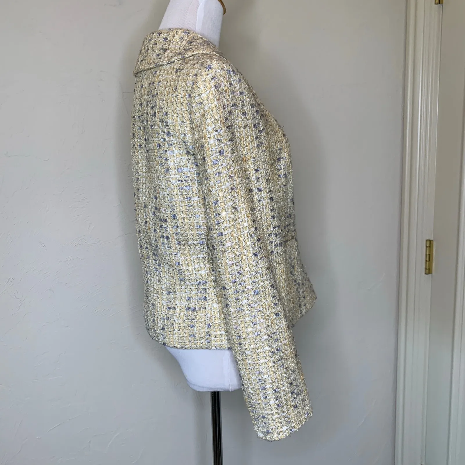 Casual Corner Gold Boucle Blazer Jacket Sz 6 Lady Jacket - Image 4