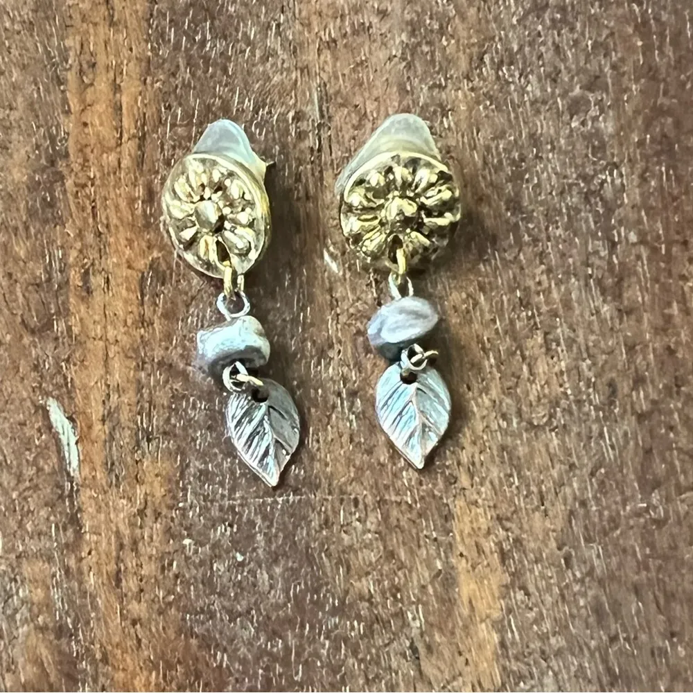 Vintage Liz Claiborne LCI necklaces, bracelet and earrings set - Image 3