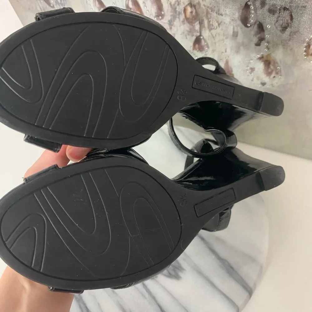 Predictions Patent LeatuOpen Toe Heels - Image 9