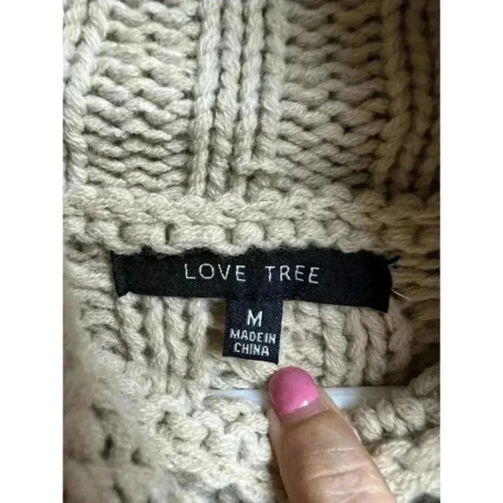 Love Tree Cable Knit Short Turtleneck Sweater in Beige‎ - Image 7