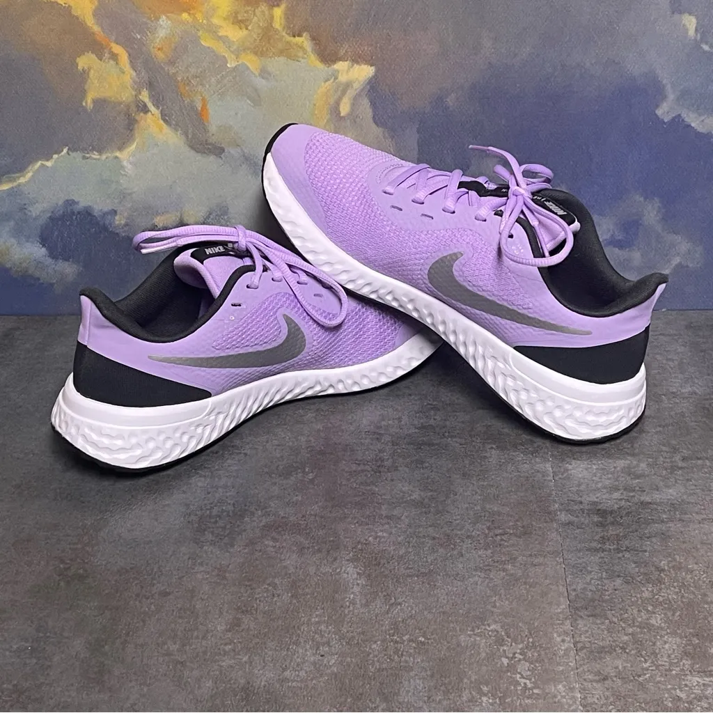 Nike Revolution 5 Women’s Lilac Running Shoes Size 8 - Image 14