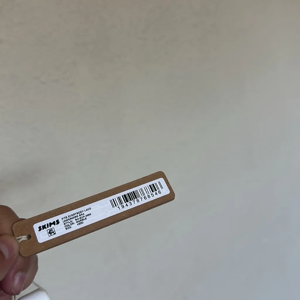 Skims Fits Everybody Lace Underwire Corded Lace Bra in Marble Size‎ 42DD NWT - Image 7