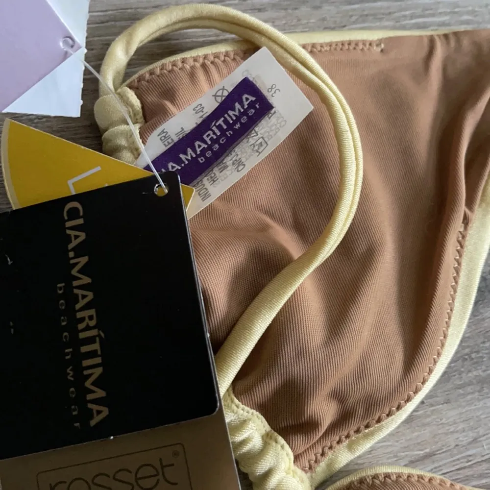 🦋4/$25 Gold Bikini Top Size Small - Image 13