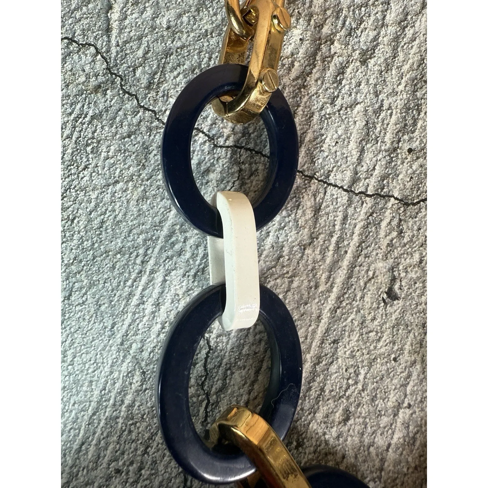 Kate Spade New York $299 Gold and Navy Blue Oval Link Nautical Themed Necklace - Image 5