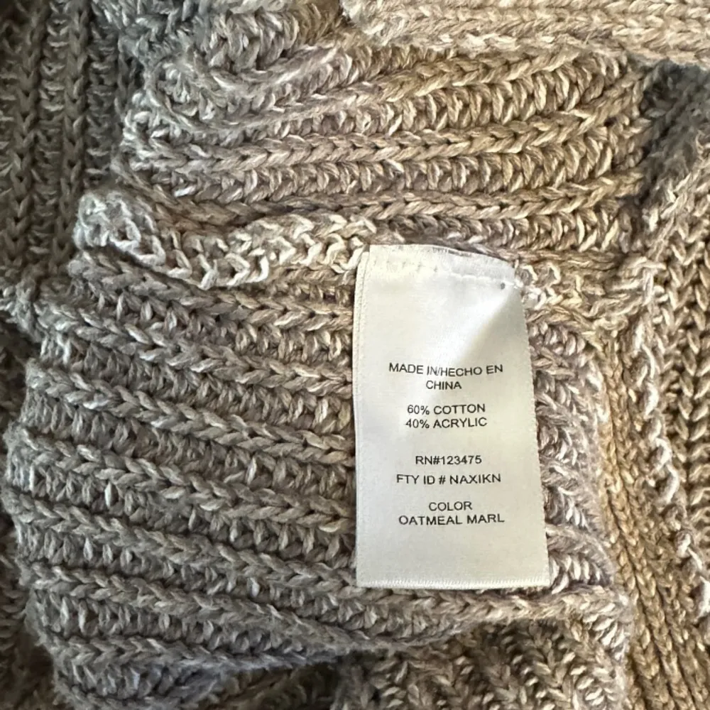 Ellen Tracy  Sweater - Image 7