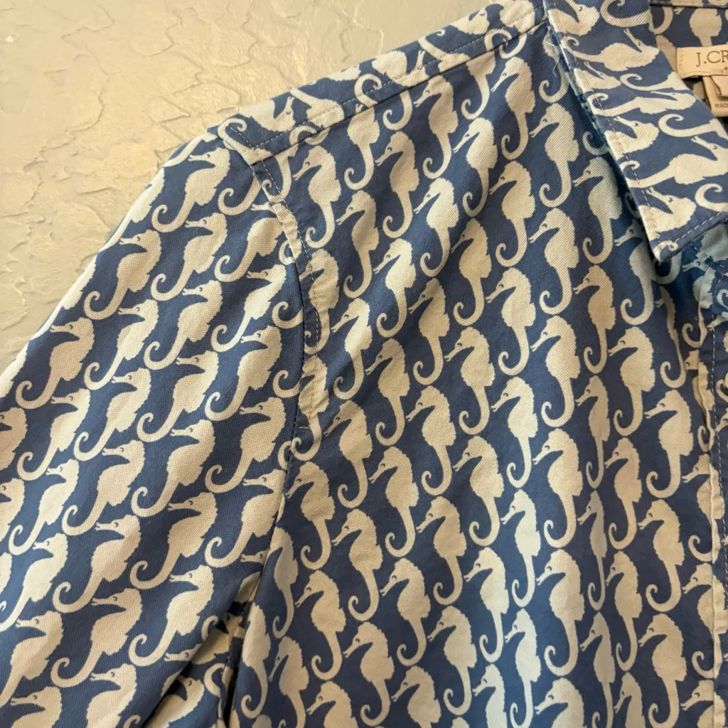 J. Crew boyfriend seahorse chambray long sleeve cotton button up size small Blue - Image 13