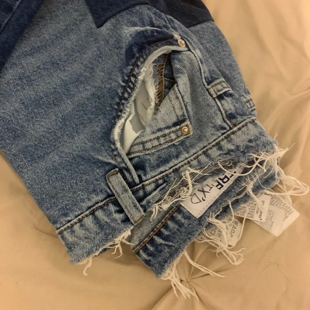 Blue Patchwork two tone denim asymmetric splice jeans Size 2 - Image 9