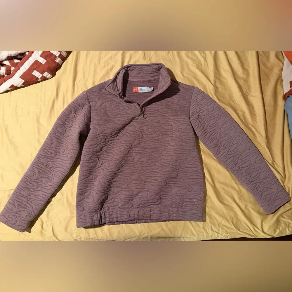 The American Outdoorsman for Women Textured 1/4 Zip Pullover - Image 2