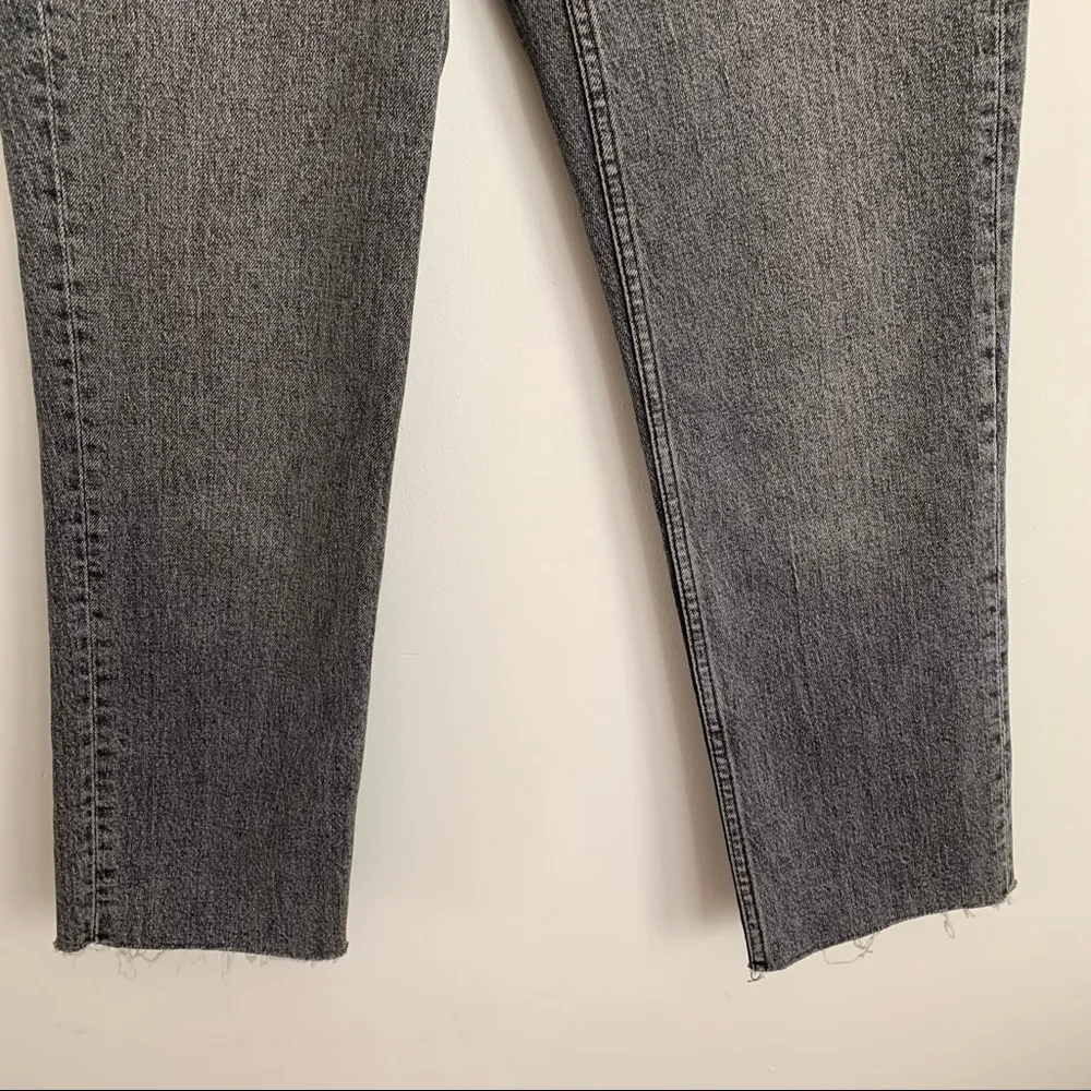 NWOT TOPSHOP High Rise Raw Waist Cropped Straight Jeans Size 26 - Image 5