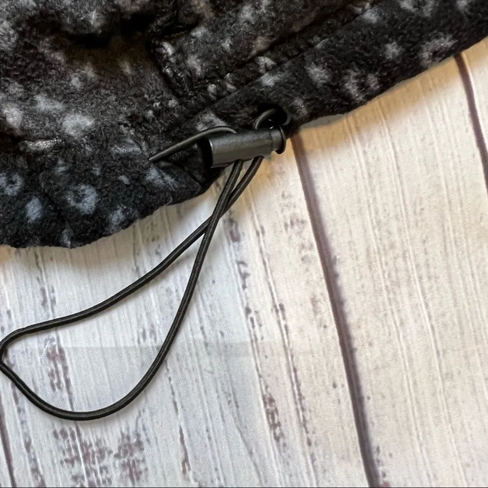 bebe Black Leopard Polar Fleece Full Zip Jacket. Size Large. - Image 9