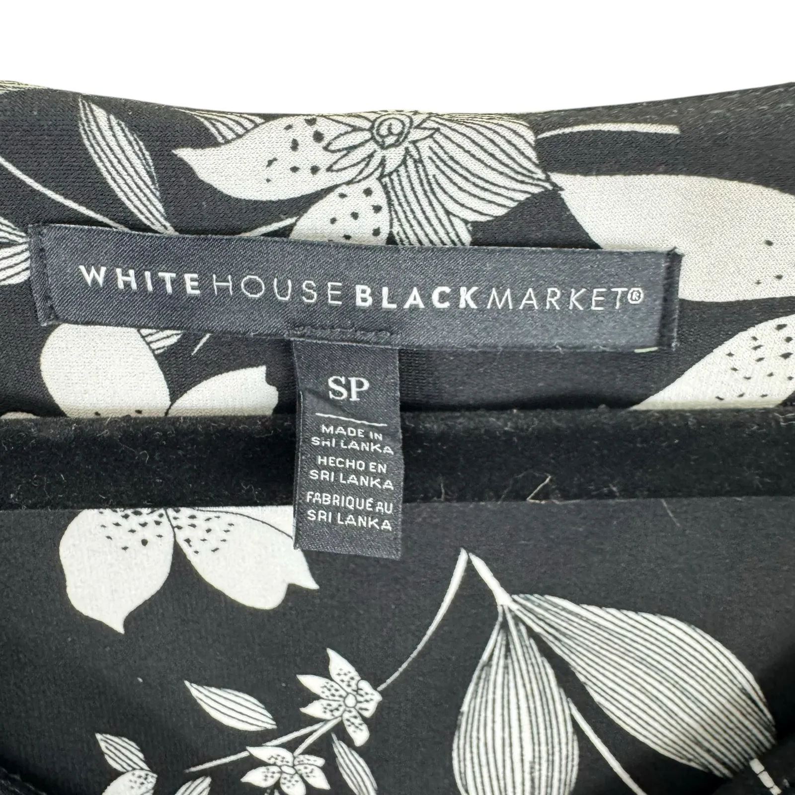 White House Black Market Black White Floral Short Sleeve Stretchy Mini Dress SP - Image 4