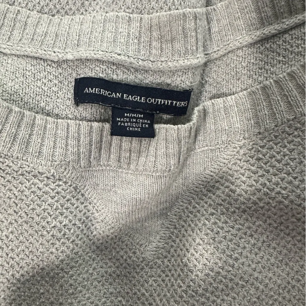 NWOT: American Eagle Outfitters Light Gray Knit Sweater - Image 3