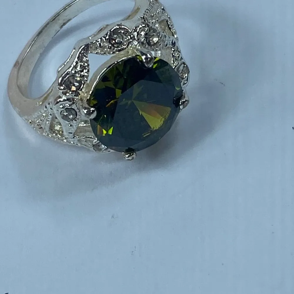 Ring Women Size Approximately 6.25 Fashion Ring Silver Tone Green Shade Center - Image 10