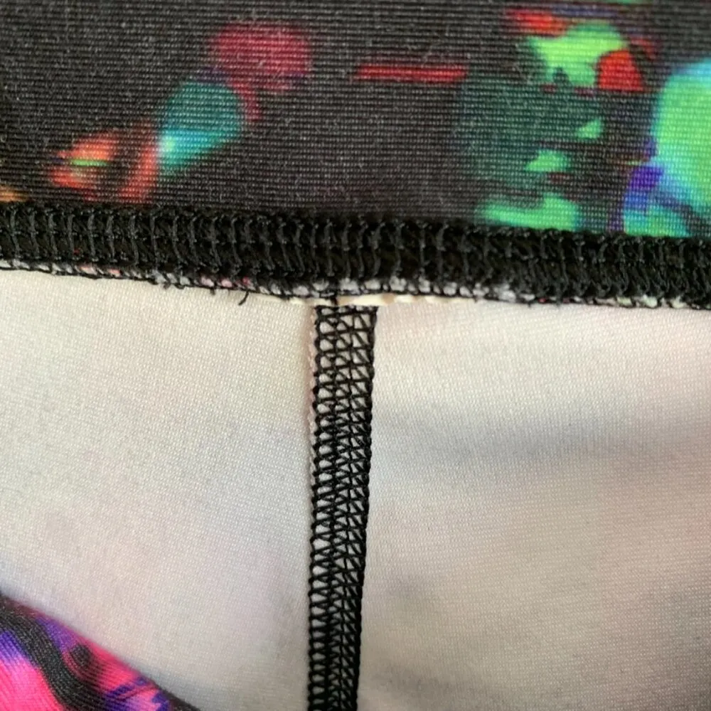 Fabletics Multicolor Chroma Salar Printed PowerHold® Legging - Image 3