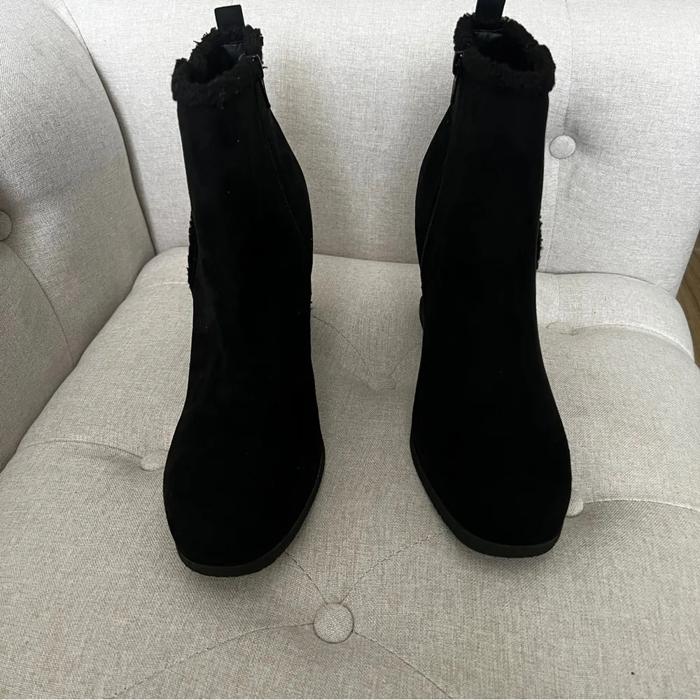 Sun + Stone NIB Camille’s Wedge Booties SIZE 11 Black - Image 9