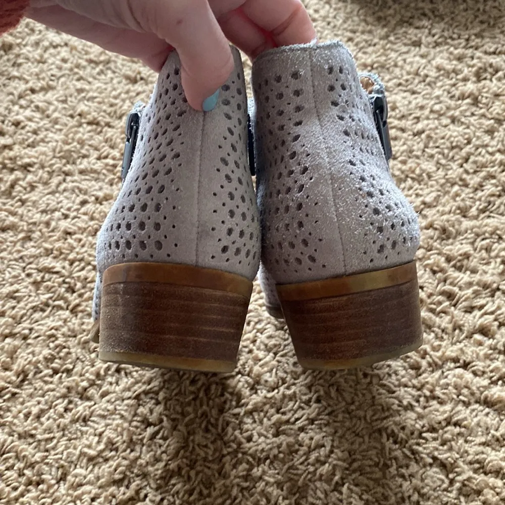 Lucky Brand ankle booties - Image 4