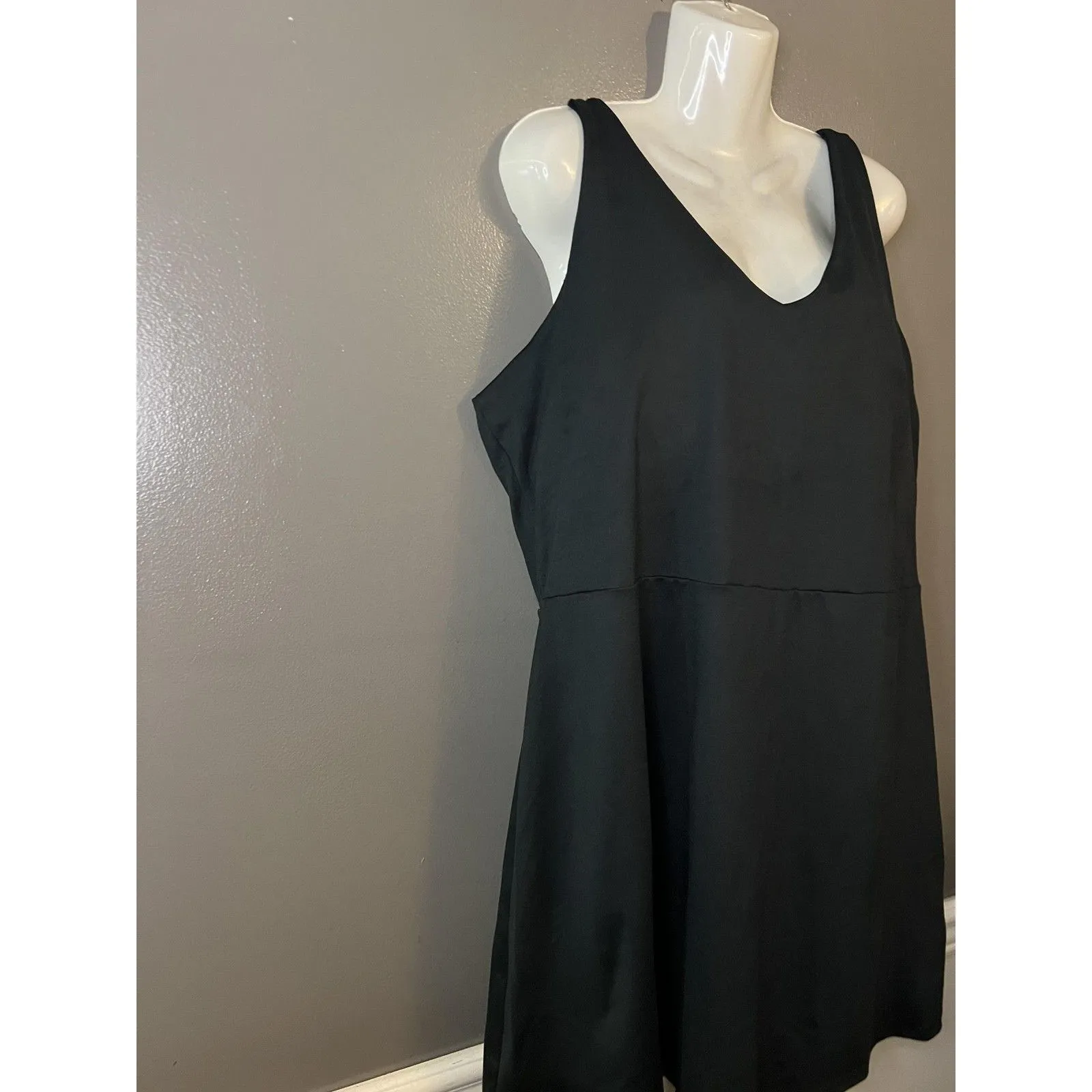 GapFit Active Tank Dress Womens 2XL Shelf Bra Moisture Wicking Athletic New - Image 2