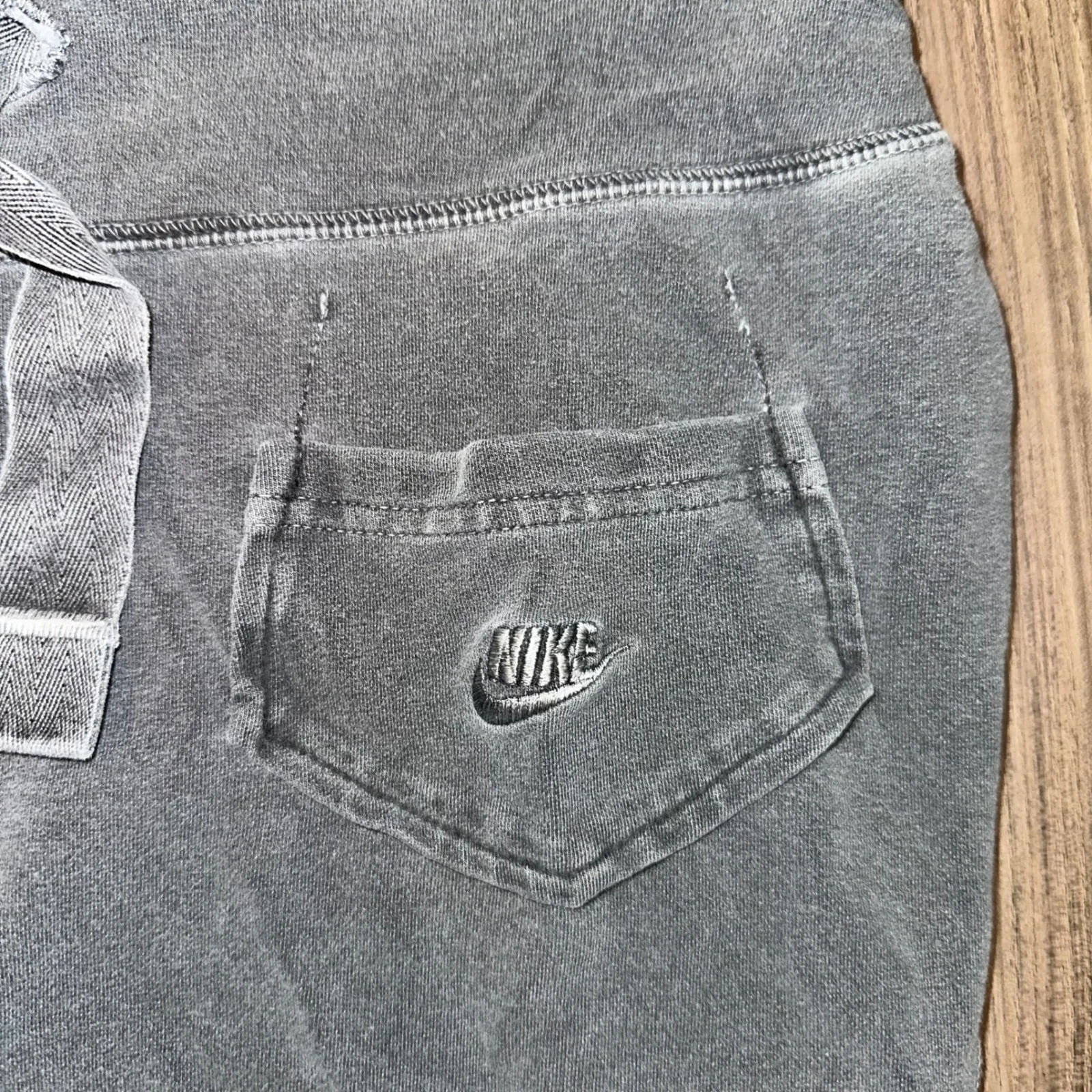 Nike Vintage Wash‎ Sweat Shorts Lounge Activewear Drawstring Pocket Gray S - Image 5