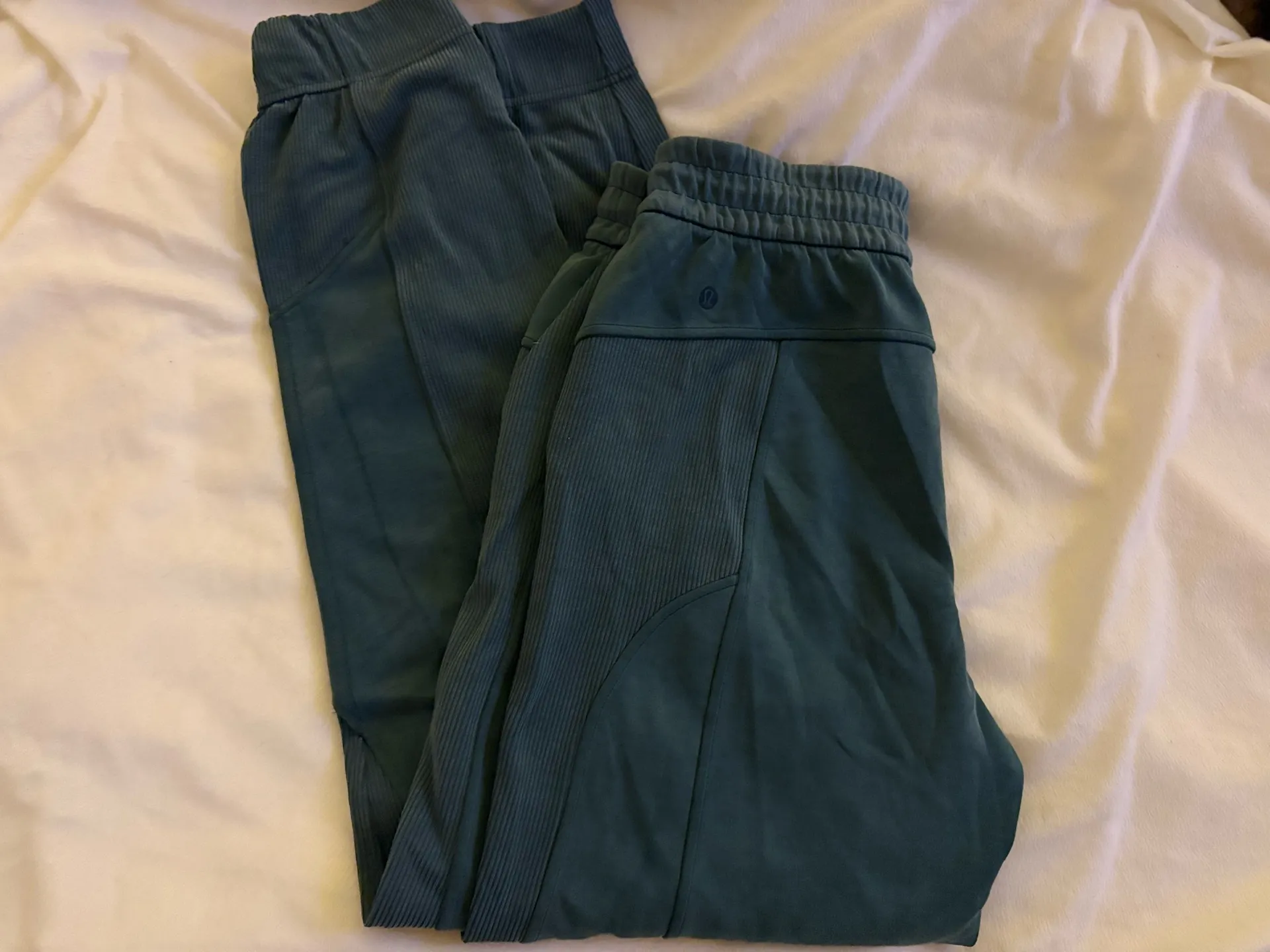 Lululemon Brushed Softstreme Ribbed High-Rise Joggers - Image 5