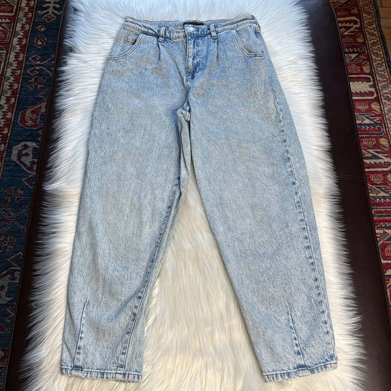 Banana Republic Factory LIght Wash High Rise Balloon Jeans - Image 2