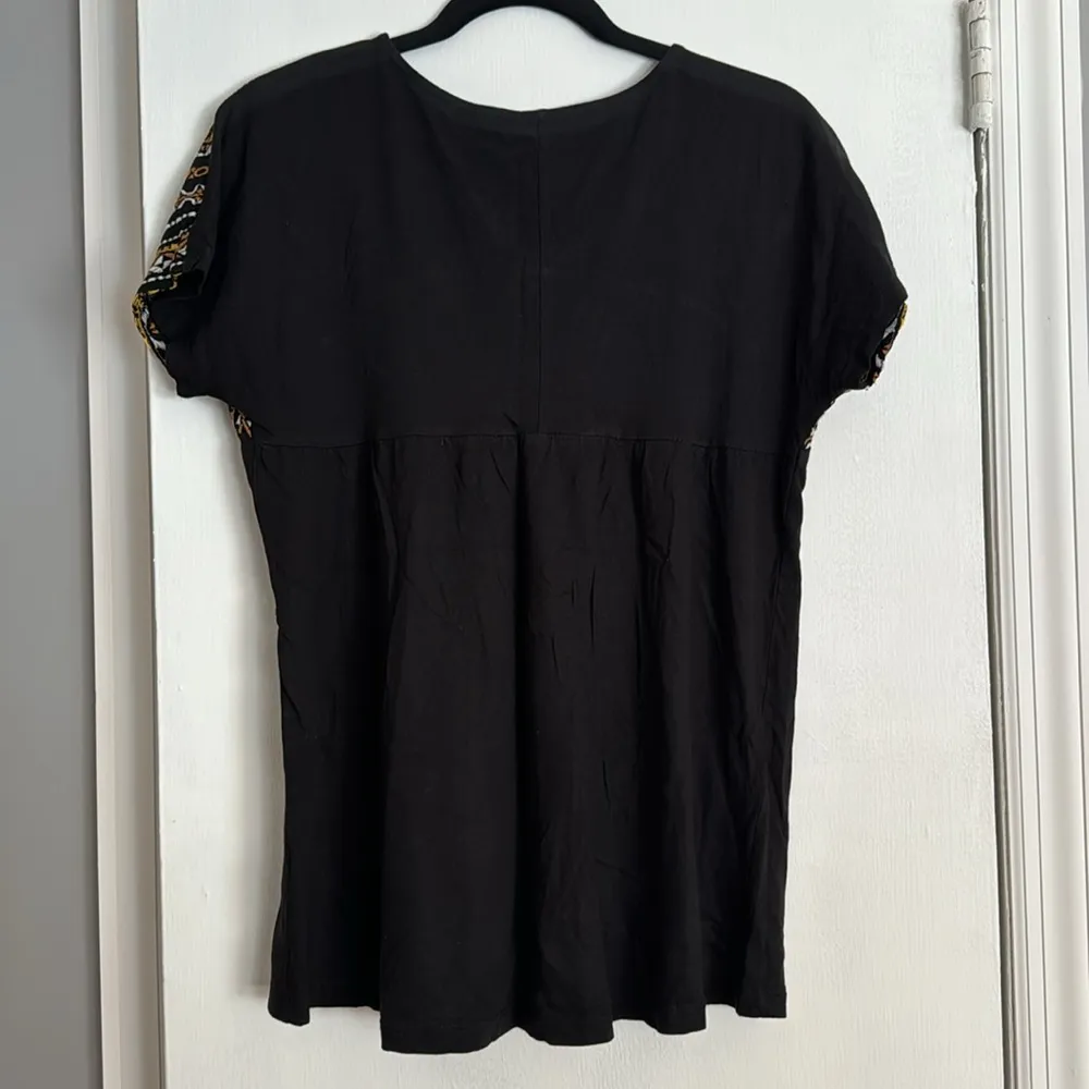 A Glow Maternity Top Size undefined - Image 4