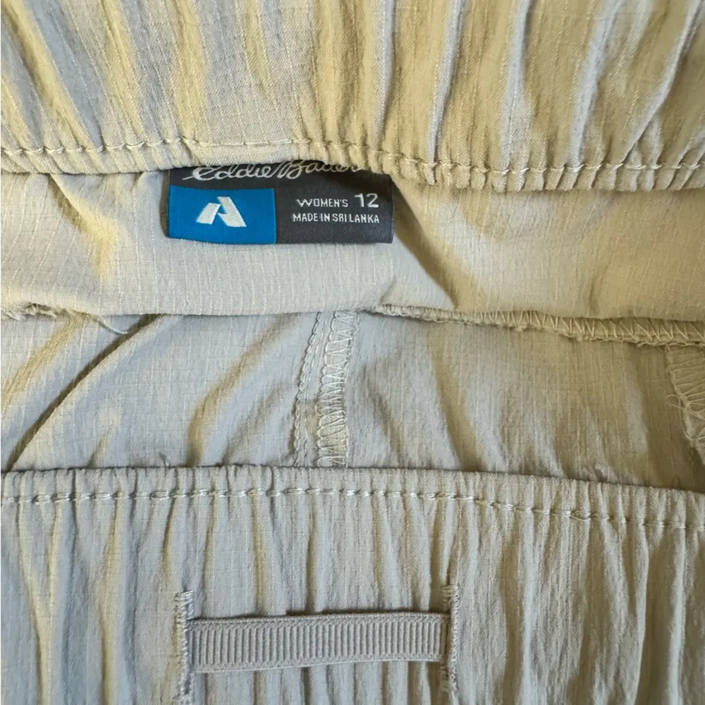 Eddie Bauer Womens Guide Ripstop Cargo Ankle Pants Sz 12 Beige Tan - Image 15