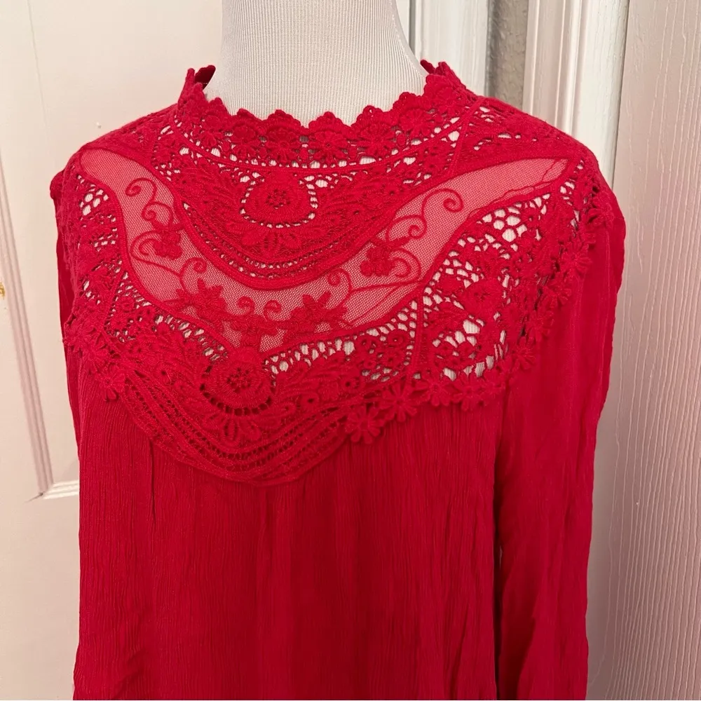 Torrid Crinkle Gauze Crochet Top A3 - Image 3