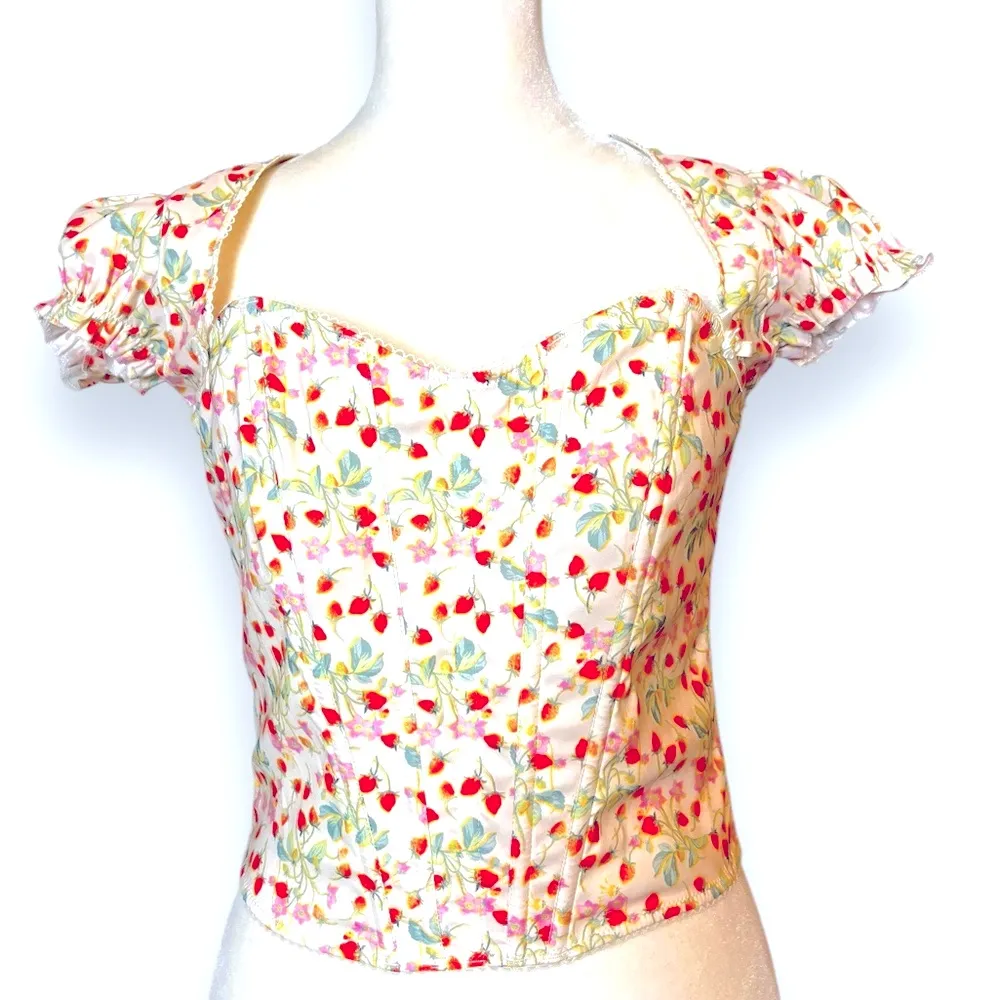 Vs strawberry corset top size m new no tags - Image 3
