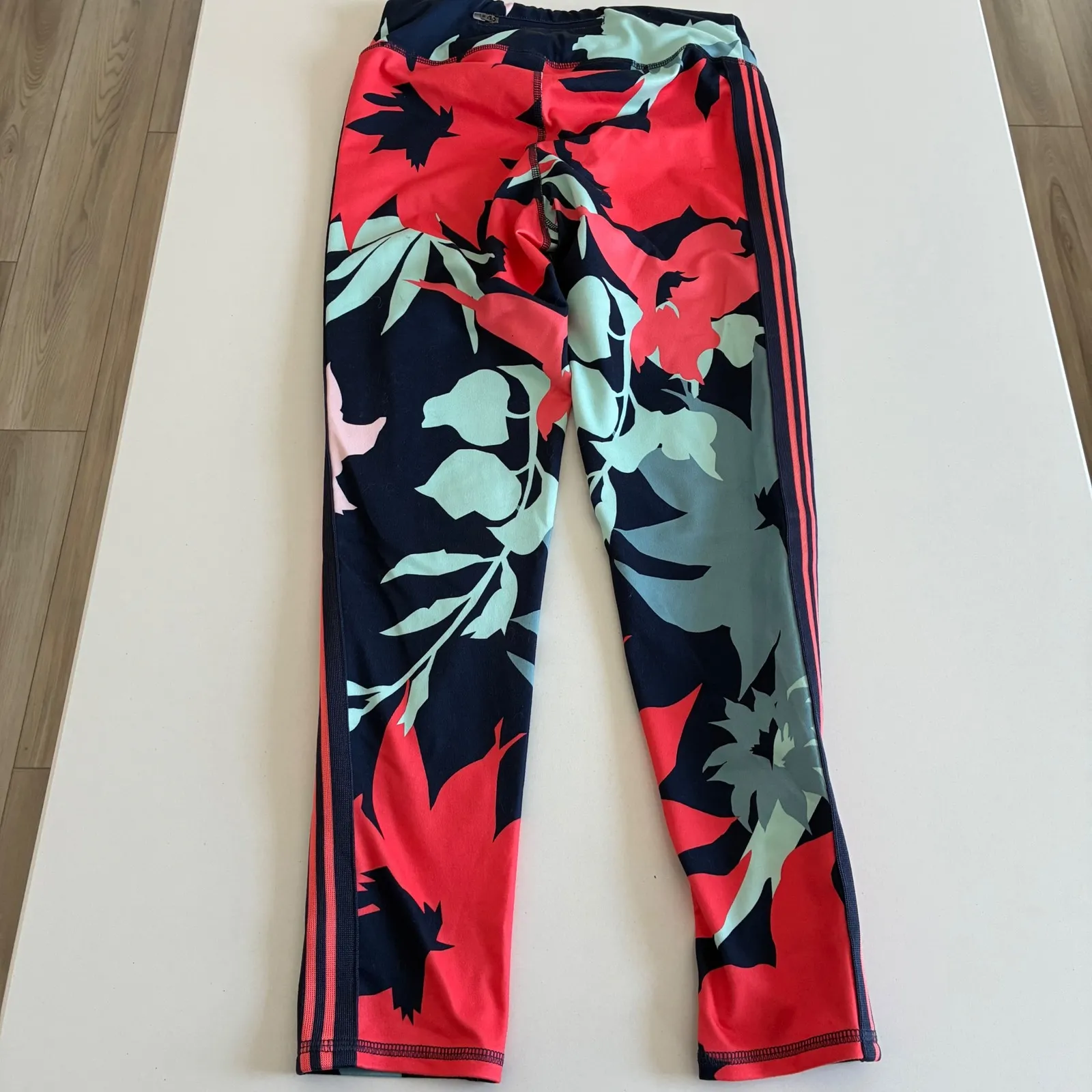 Champion Athletic Leggings Tropical Floral Print Navy Blue Pink Mint Size S - Image 5
