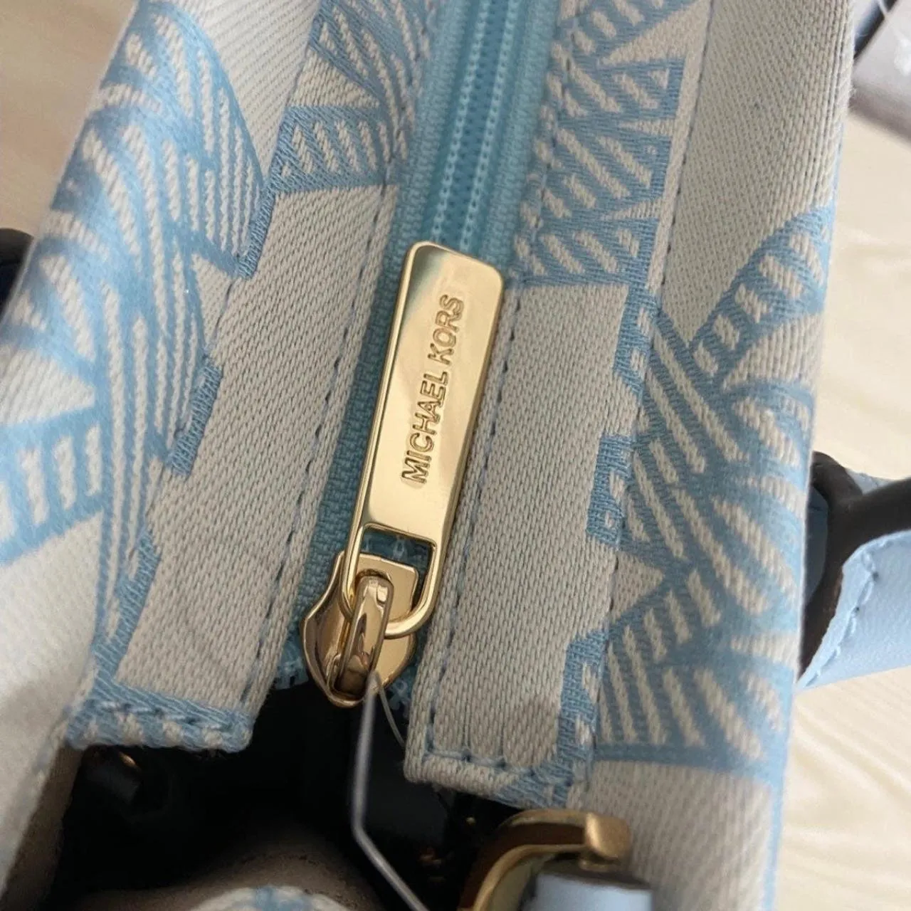 Michael Kors Vista Blue Mirella Tote Purse Small Shopper Top Zip Crossbody - Image 8