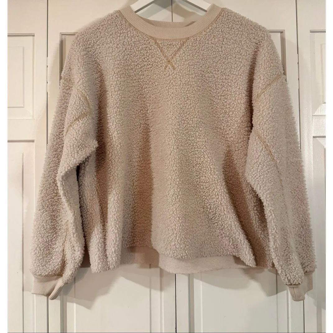 American Eagle Sherpa crewneck cozy sweater taupe size small - Image 3