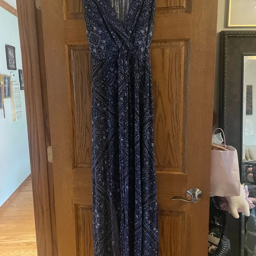 Motherhood Maternity Blue Patterned Maxi Dress Size undefined - Image 4