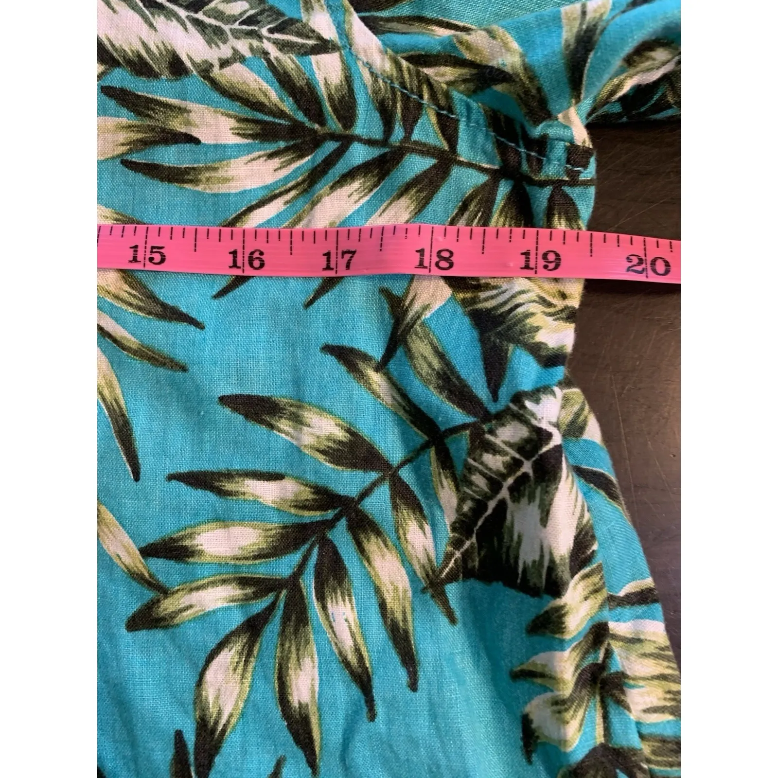 C‎ & C California Linen Tropical Shirt Roll Tab Sleeves Womens Small Vacation - Image 10
