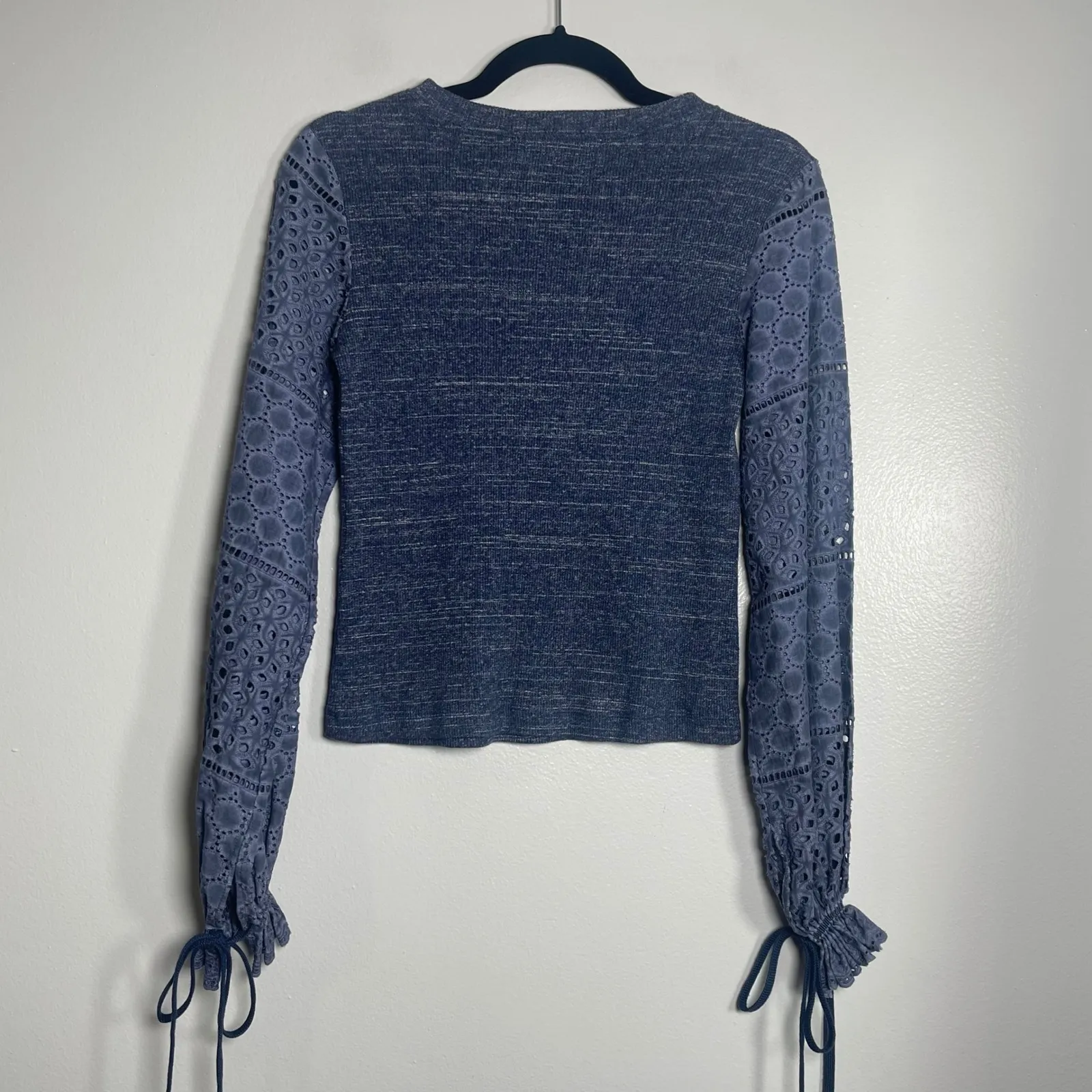 SEE BY CHLOE Eyelet Balloon Sleeve Shirt XS Indigo Blue Bohemian Tie Cuff Boho - Image 5