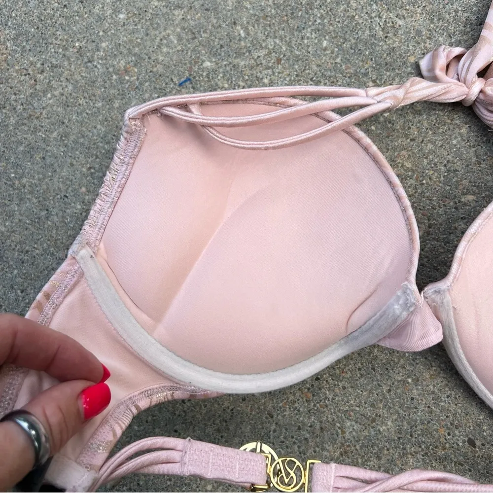 Victoria’s Secret  36C Bombshell Pink Peach Gold Shell Foil Bikini Top - Image 4