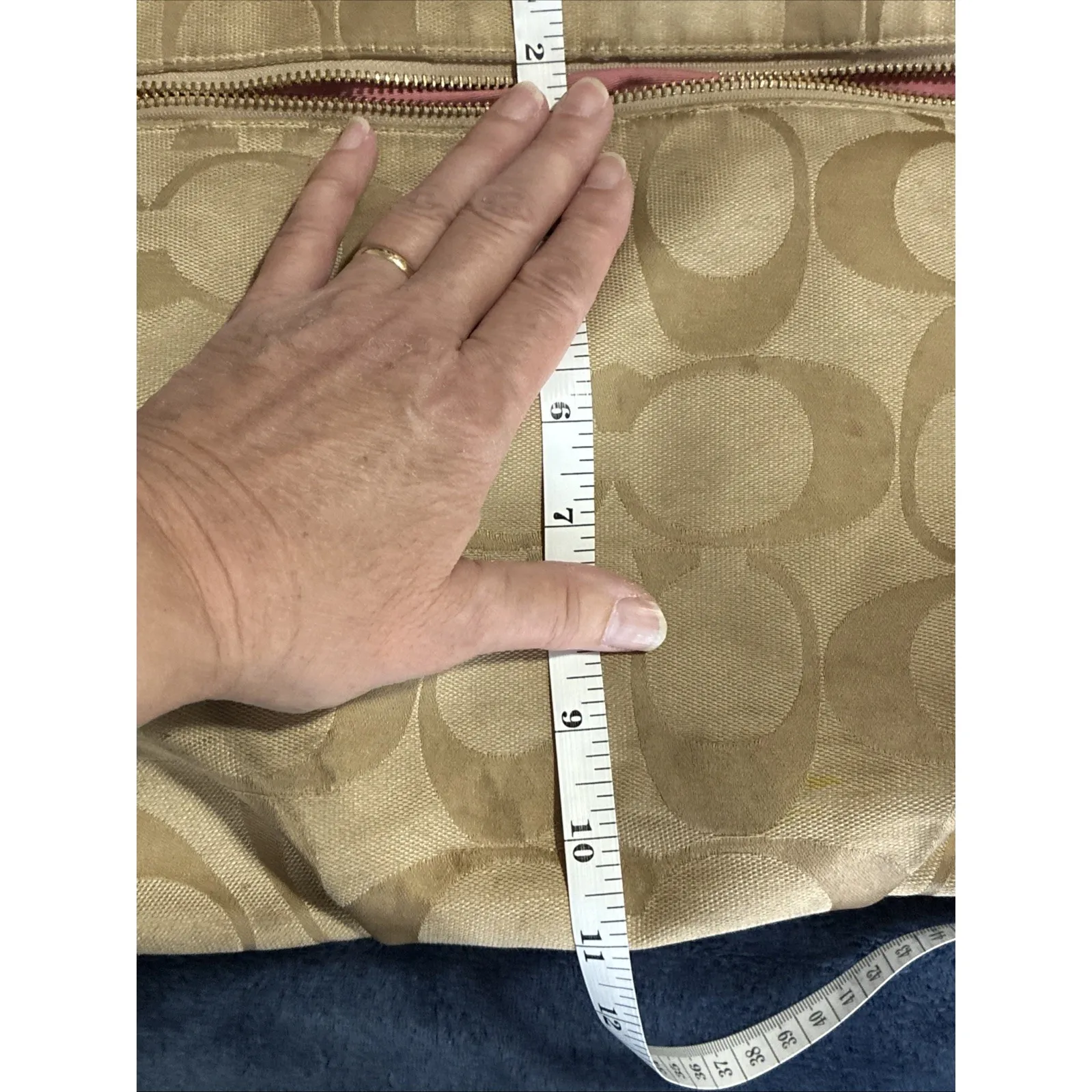 Vintage COACH Purse F15067 Brown Signature‎ Duffle Crossbody Soho Shoulder Bag - Image 9