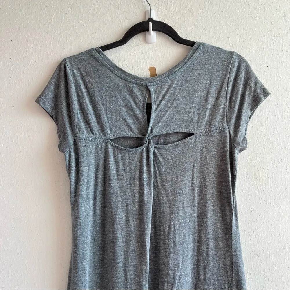 Löle Dress Grey Twist Back Short Sleeves Athletic Dress Sz L GUC - Image 9