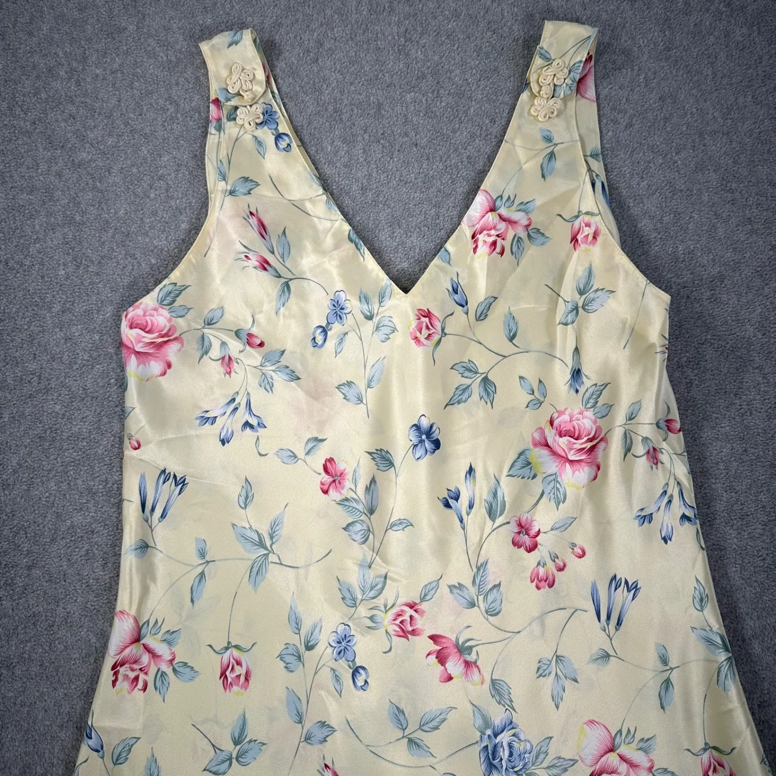 Intimate Essentials Vintage 90's Satin Slip Gown Women's Medium Yellow Floral - Image 3
