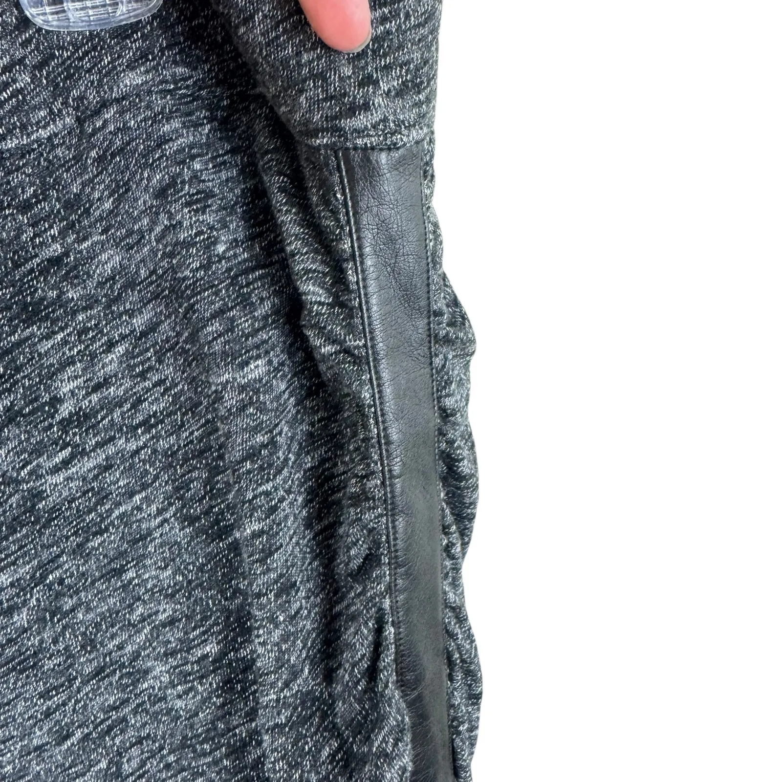 Lane Bryant Dark Gray Heather Ruched Lined Knit Pull On Above Knee Skirt Size 18 - Image 3