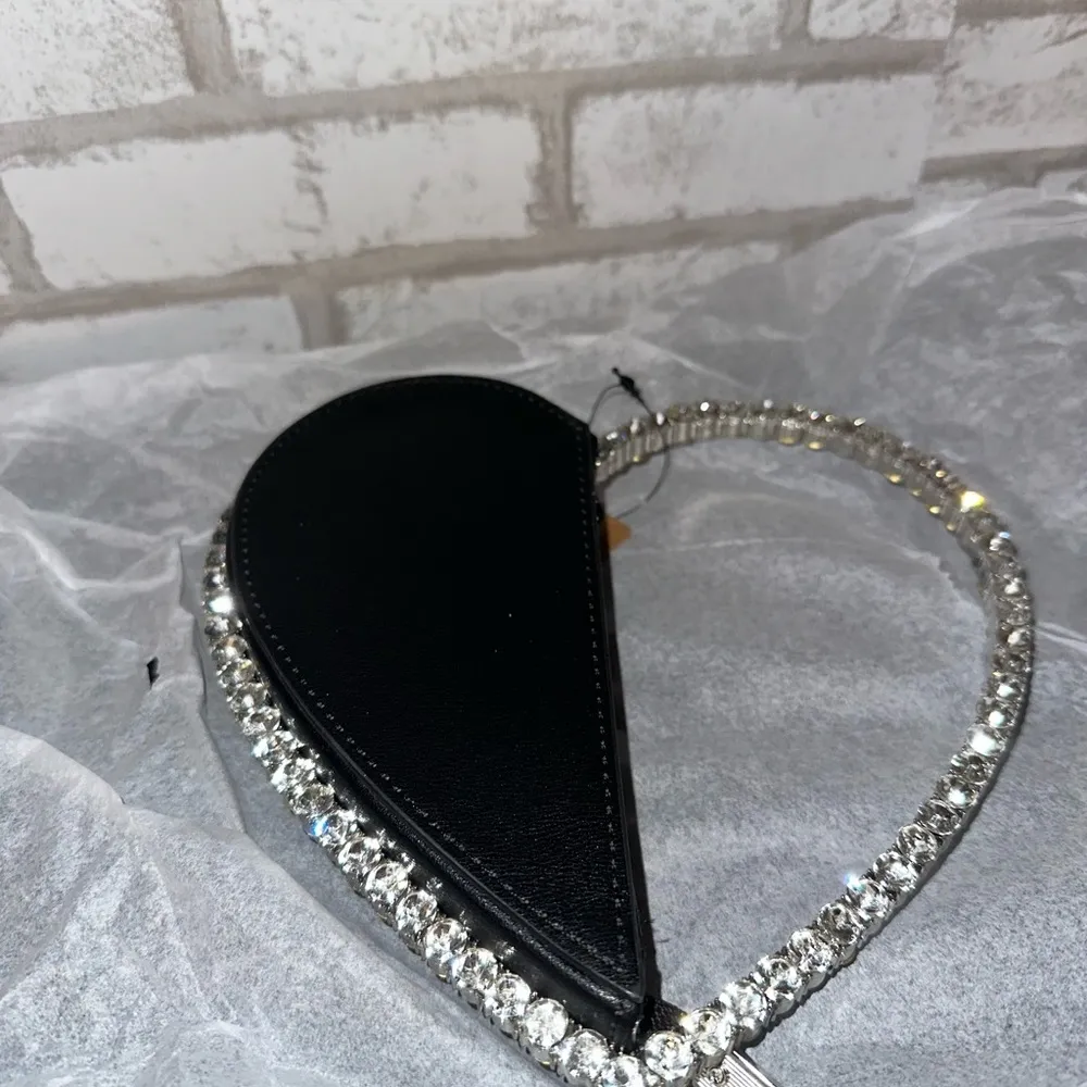 Heart Shaped Rhinestone Handle clutch Black - Image 4