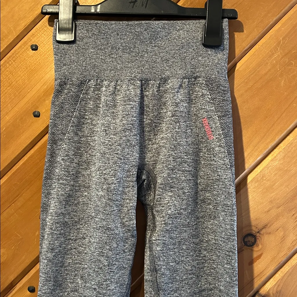 Gymshark Flex High Rise Seamless Leggings Size Small Thick Waistband Gray - Image 2