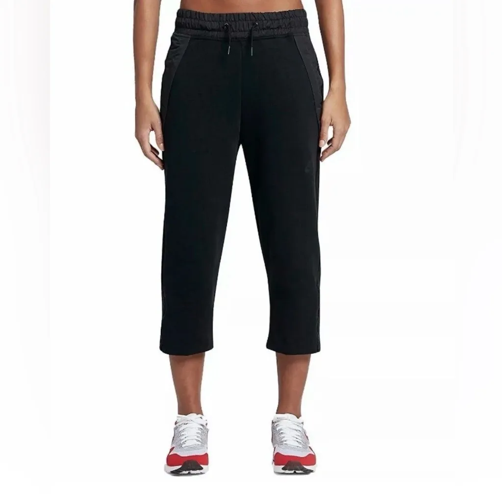 Nike Tech Pack Capris - Image 11
