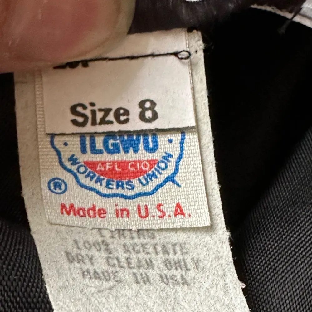 Renditions New York Vintage Black Velvet 80’s. Dress V Low Cut Back W Bow Sz 8 - Image 14