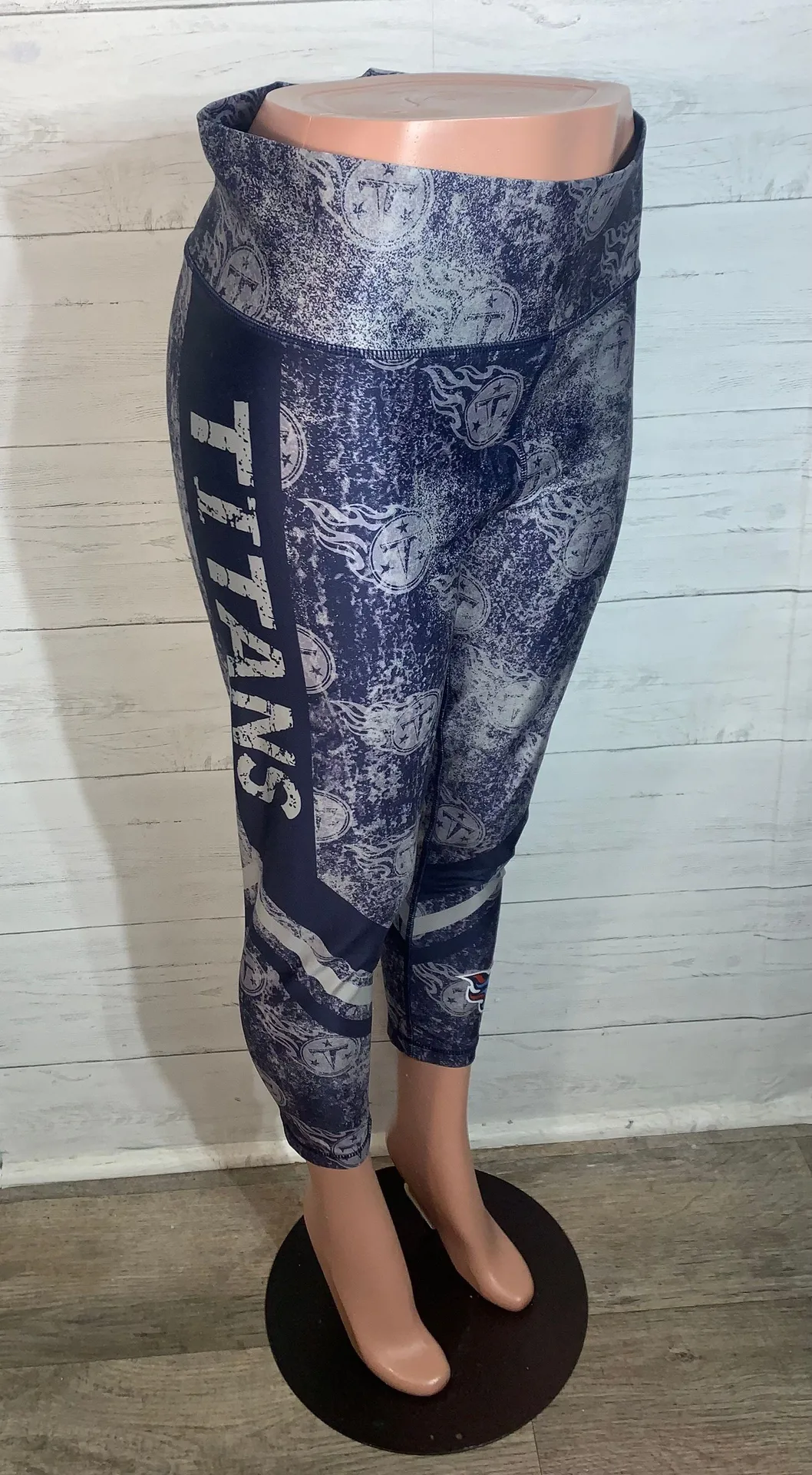 NFL Tennessee Titans sleepwear womens leggings size XL - Image 6