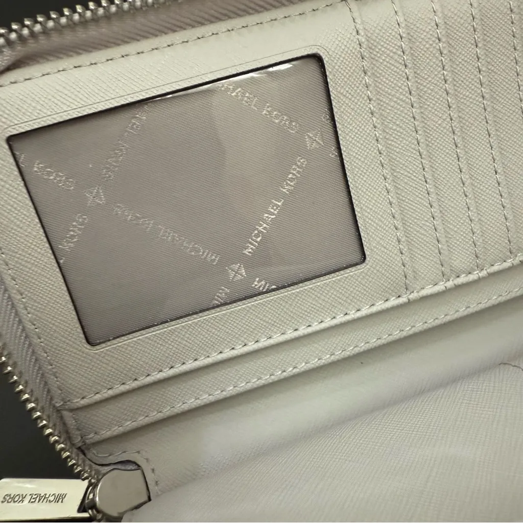 MICHAEL KORS Jet Set Travel Continental Zip Around Gray Leather Wallet Wristlet - Image 10