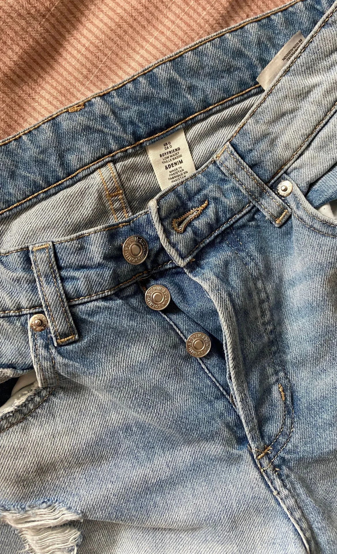 Boyfriend Ripped Jeans - Image 5