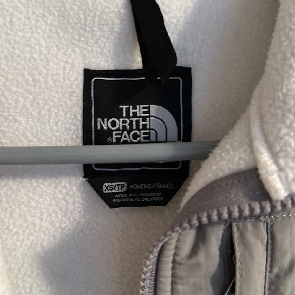 Light grey and white north face jacket size: XS - Image 3