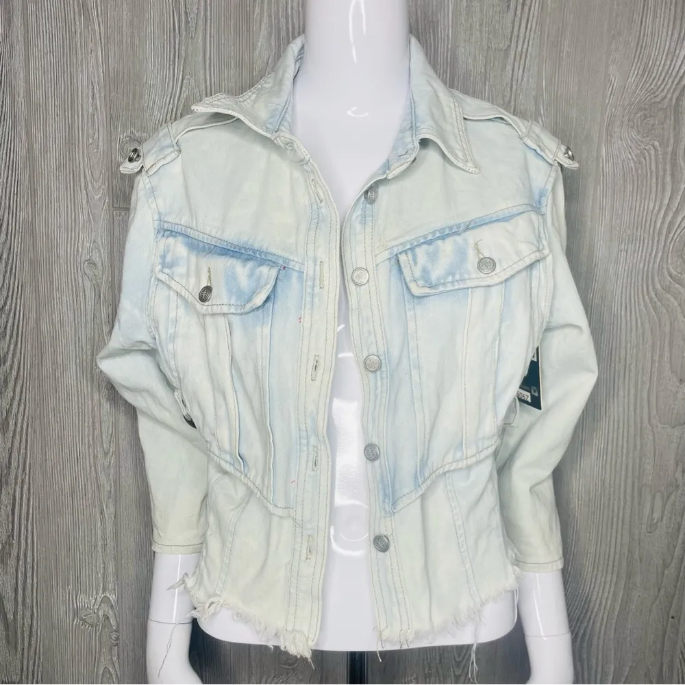 Nwt boom boom jeans denim light wash jacket cropped raw hem style medium unique - Image 7
