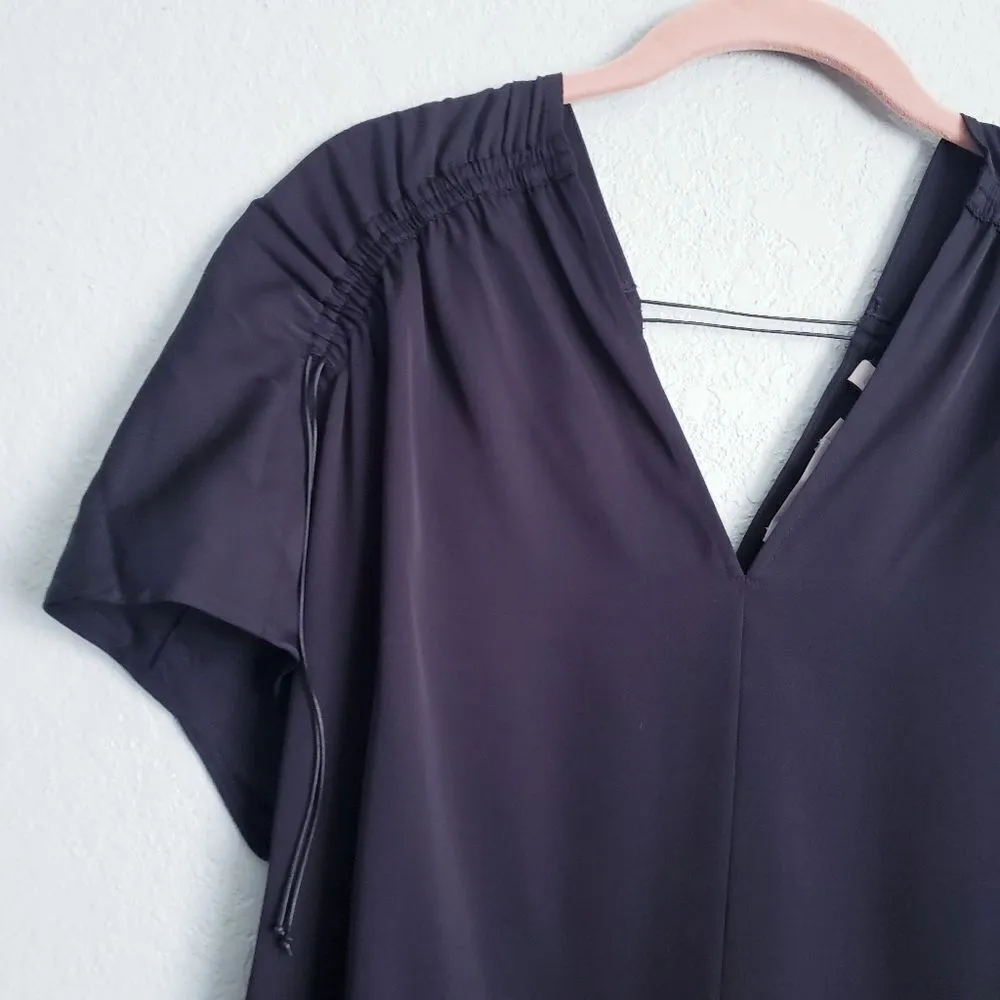 Vince‎ Black V-neck Stretch Silk Blouse - Image 4