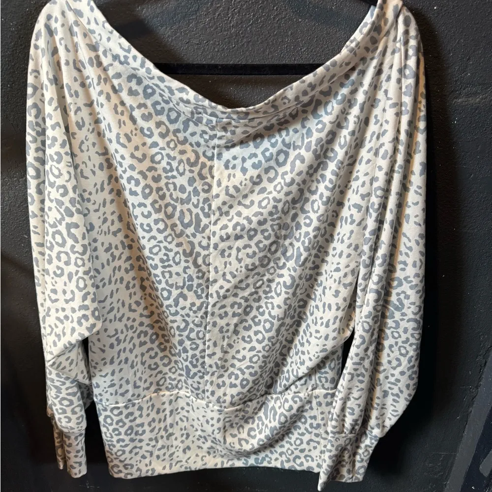 Fantastic Fawn White and Light Blue Off-Shoulder Leopard Top - Image 3